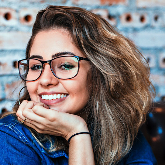 Are Veneers The Right Choice For You? 2 Veneers dentist in rapid city sd